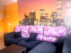 Manhattan. apartamento en urb, con piscina